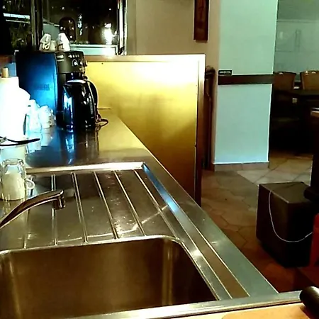 Cityloft Mit Pizzaofen & Bar Fur Familie & Gruppen